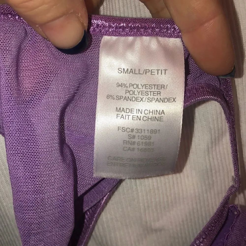 Lingerie   - Picture 7 of 7